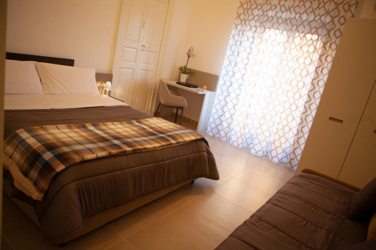 Casapaola B&B Rooms Acireale Buitenkant foto